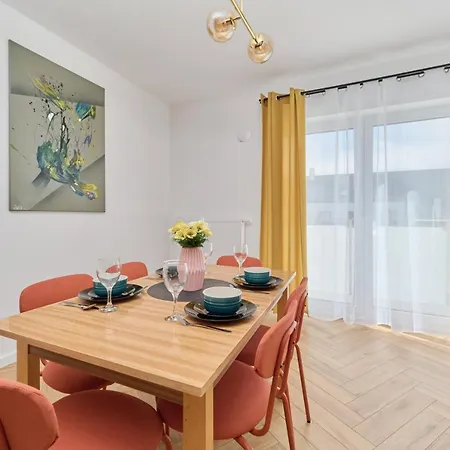 Spacious Family With Free Garage By Renters ヴロツワフ