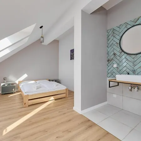 アパート Spacious Family With Free Garage By Renters *